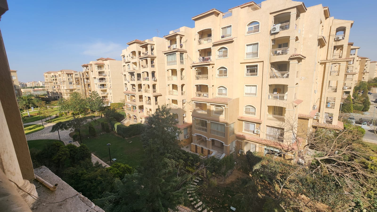 شقة في مدينتي 107 م2 للإيجار قانون جديد 13,500 ج 