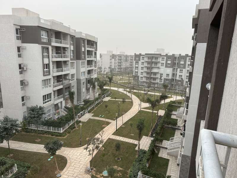 شقة في مدينتي 74 م2 للبيع تقسيط على حديقة كبيرة استلام فوري بمقدم 3,136,000 ج 