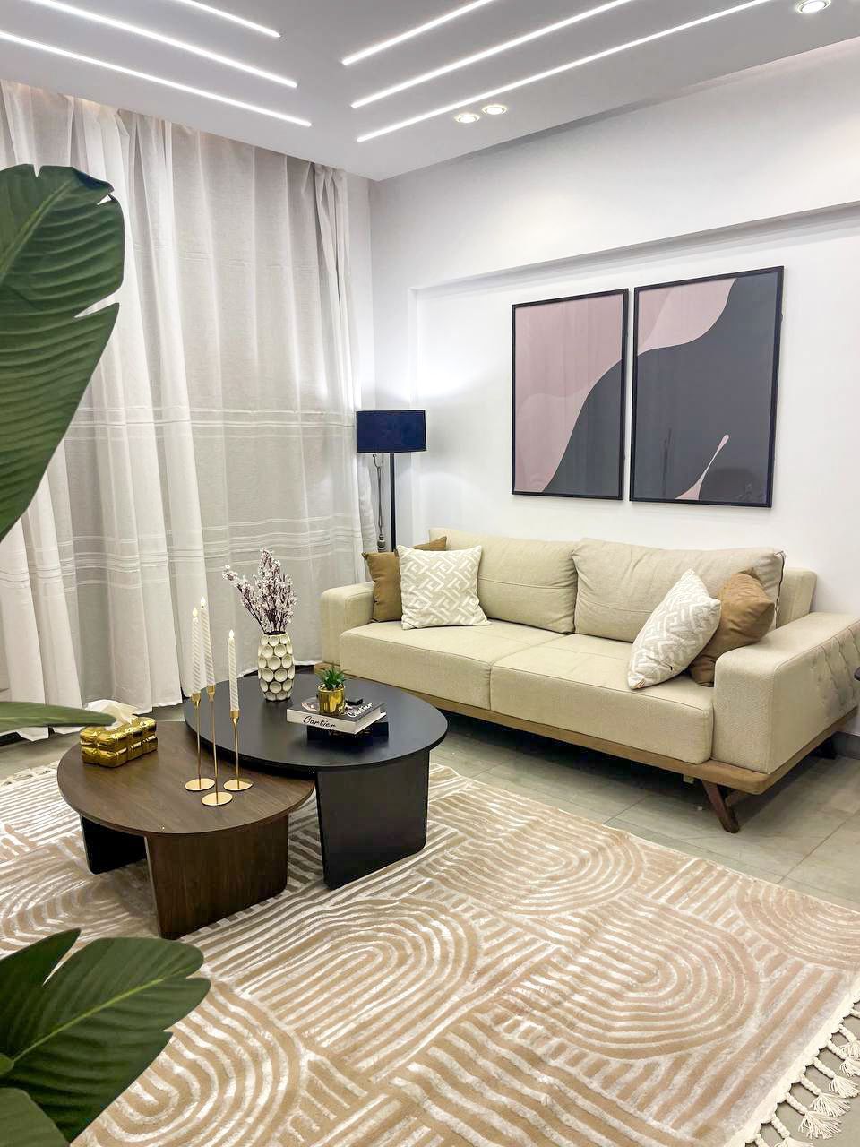 شقة في مدينتي 67 م2 للإيجار مفروش تشطيب هاي لوكس 30,000 ج 